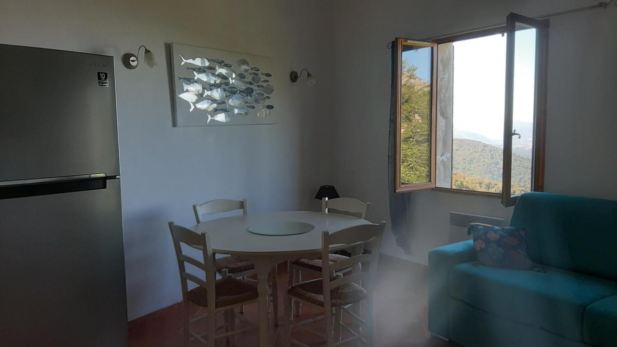 Gite La Fontaine Corse Loreto-di-Casinca Szoba fotó